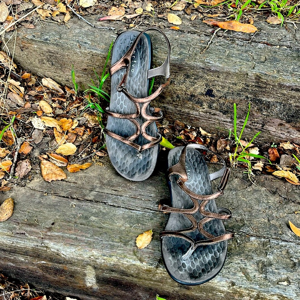 Provo gold sandals by Clark
